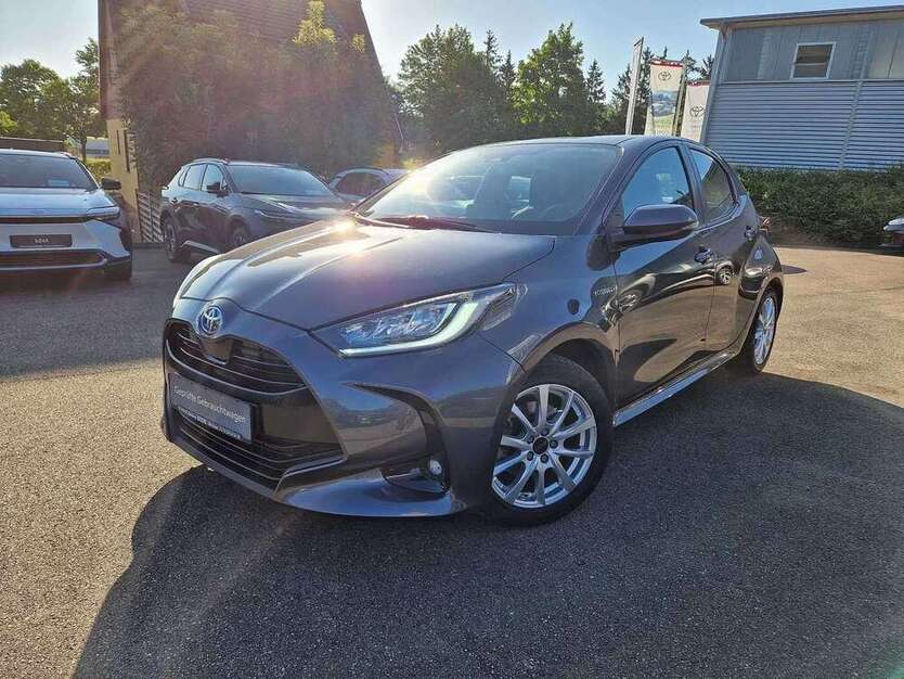 Yaris