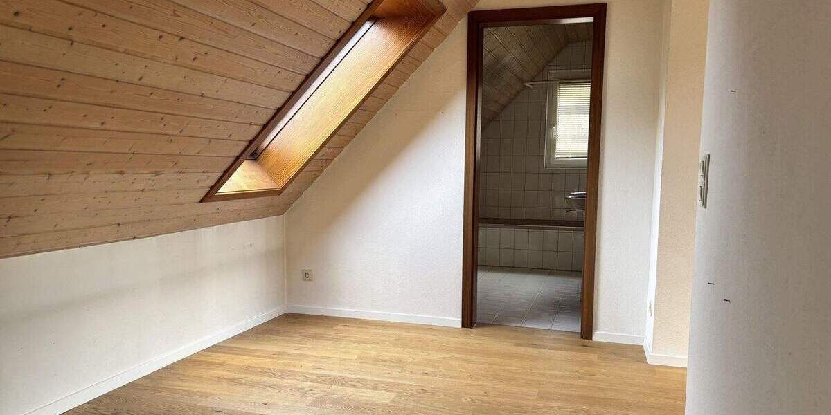Einfamilienhaus Gerlingen - 4 Zimmer, 100 m&sup2;, 895.000&euro; | Angebot:25727215