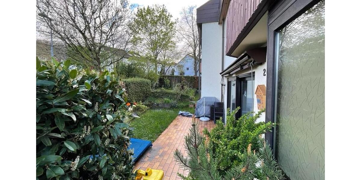 Doppelhaushälfte Gerlingen - 4.5 Zimmer, 160 m&sup2;, 2.250&euro; | Angebot:24708327