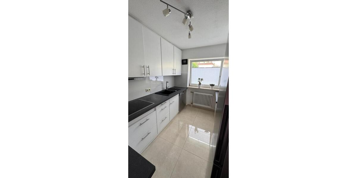 Reihenhaus Schömberg - 7 Zimmer, 160 m&sup2;, 535.000&euro; | Angebot:24661123