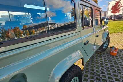 Land Rover Defender 18.000 km 71.000 &euro; Stuttgart 70374