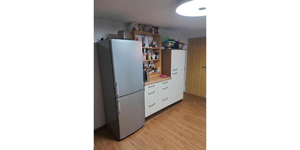 Etagenwohnung Tübingen Lustnau - 1 Zimmer, 120 m&sup2;, 550&euro; | Angebot:24750407