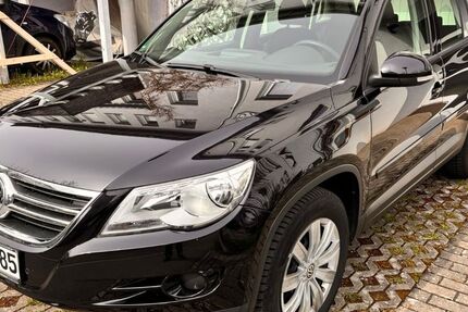 VW Tiguan 115.711 km 7.490 &euro; Rottenburg am Neckar 72108