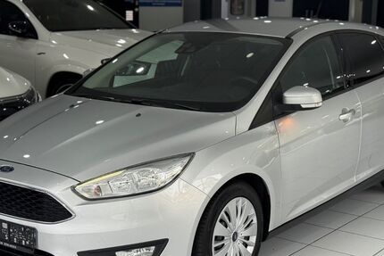 Ford Focus 84.000 km 10.890 € Weil im Schönbuch 71093