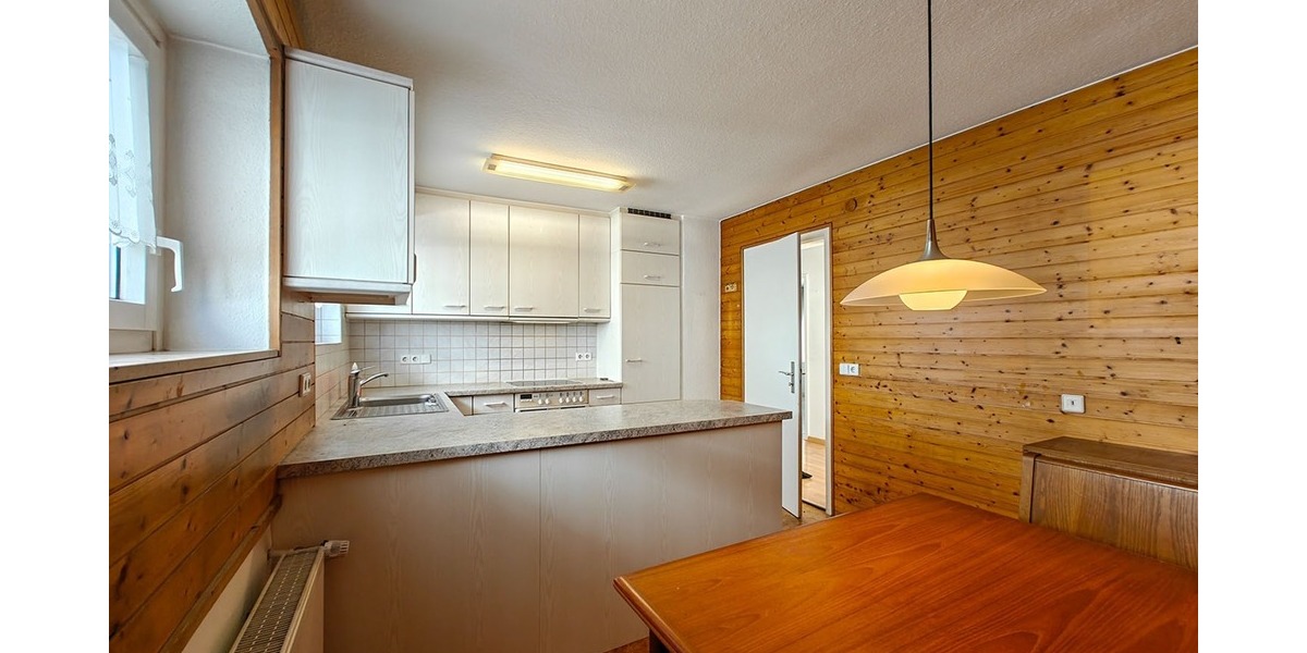 Einfamilien- oder Generationenhaus: 5 Zimmer, 128 m² Wohnfläche auf 635 m² Grundstück - Zweifamilienhaus Bempflingen Kleinbettlingen | Angebot:27513176