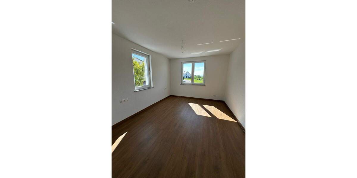 Etagenwohnung Herrenberg-Oberjesingen Oberjesingen - 4 Zimmer, 104 m&sup2;, 495.000&euro; | Angebot:24794114