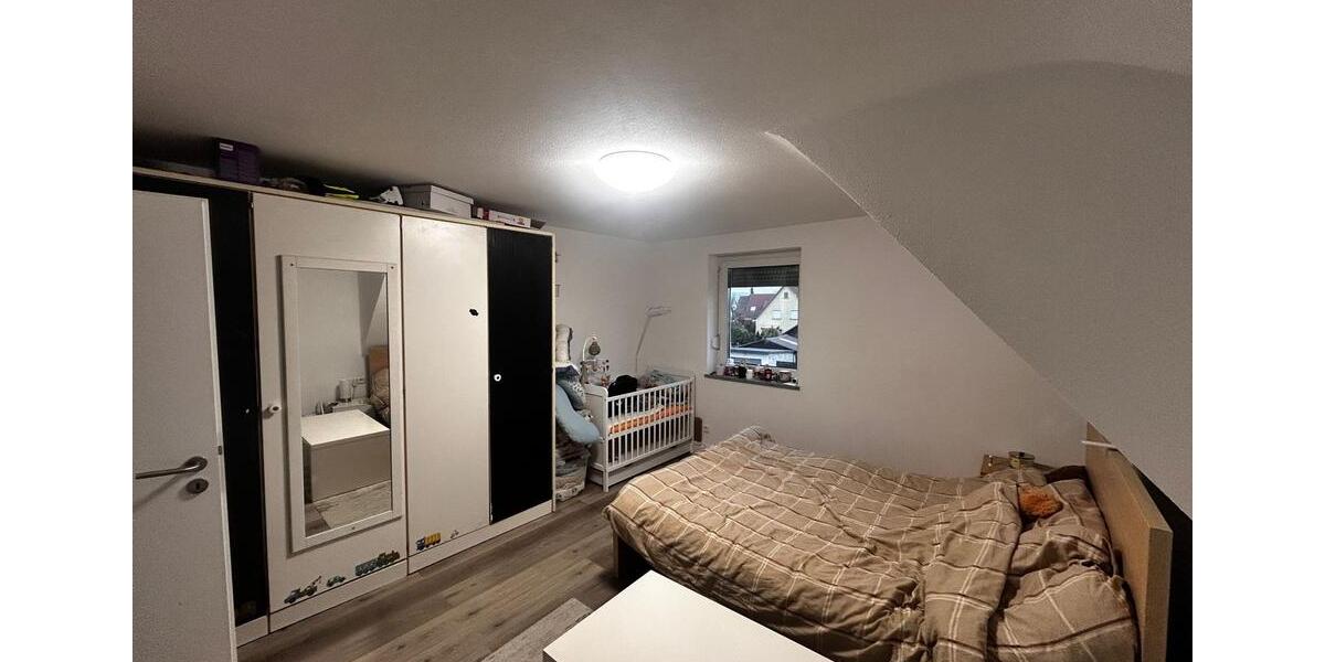 Etagenwohnung Reutlingen Sondelfingen - 3 Zimmer, 70 m&sup2;, 1.050&euro; | Angebot:26251888