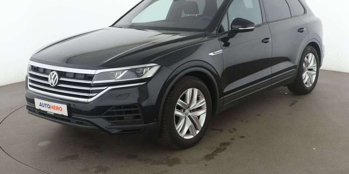 VW Touareg 92.496 km 34.170 &euro; Stuttgart 70195