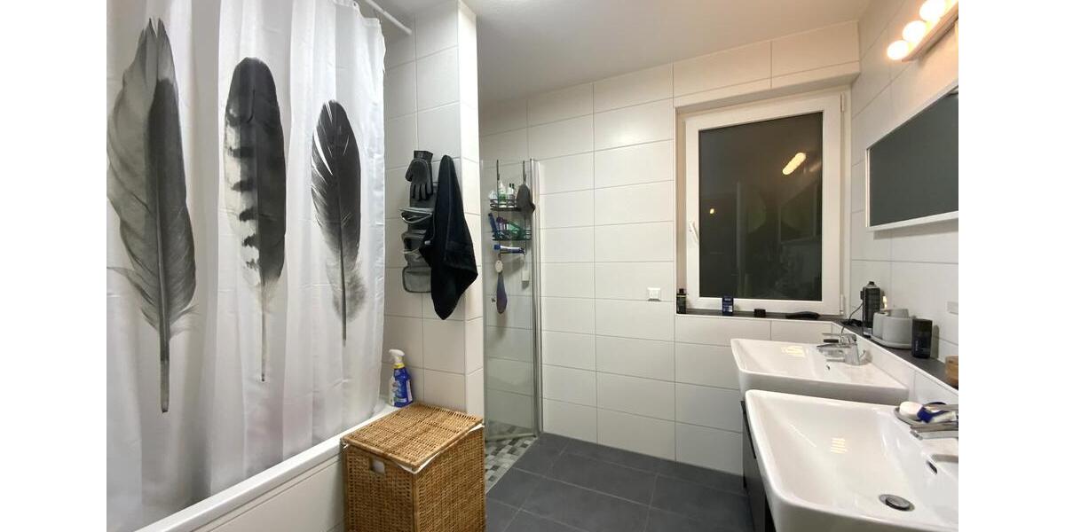 Einfamilienhaus Ludwigsburg Oßweil - 2.5 Zimmer, 90 m&sup2;, 1.450&euro; | Angebot:24553178