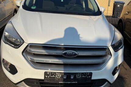 Ford Kuga 122.000 km 8.999 &euro; Waiblingen 71336