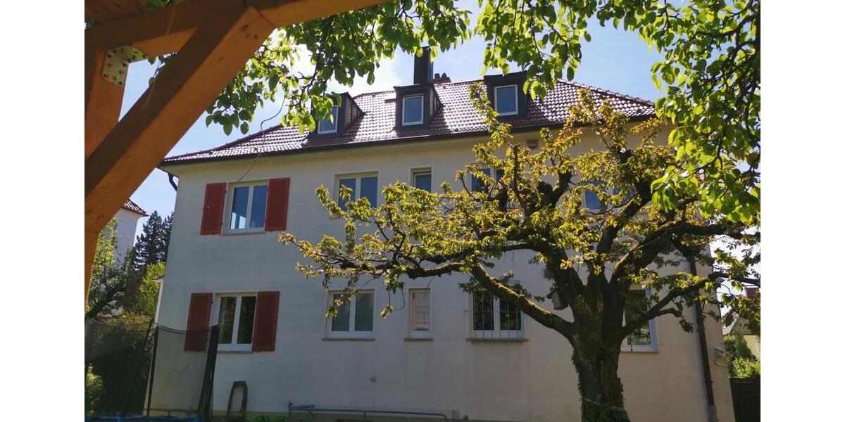 Dachgeschoßwohnung Stuttgart Degerloch - 2 Zimmer, 47 m&sup2;, 890&euro; | Angebot:24593198