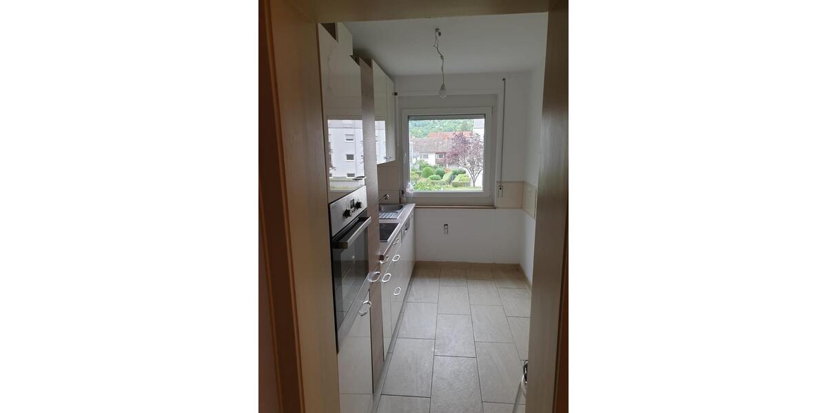 Hochparterre Esslingen am Neckar Hegensberg - 3.5 Zimmer, 75 m&sup2;, 350.000&euro; | Angebot:25280866