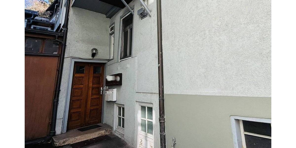 Etagenwohnung Esslingen Stadtmitte - 3 Zimmer, 103 m&sup2;, 210.000&euro; | Angebot:26672026