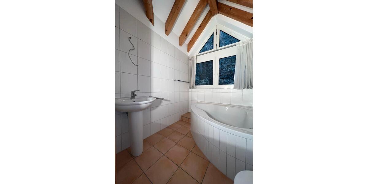 Maisonettenwohnung Wildberg - 4 Zimmer, 125 m&sup2;, 1.500&euro; | Angebot:25354015