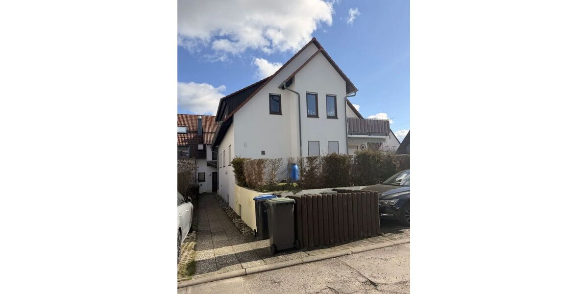 Gepflegte 3-Zimmer-Erdgeschosswohnung mit Garten, Balkon & Tiefgaragenstellplatz in Rutesheim – - Appartement Rutesheim Heuweg | Angebot:27250473