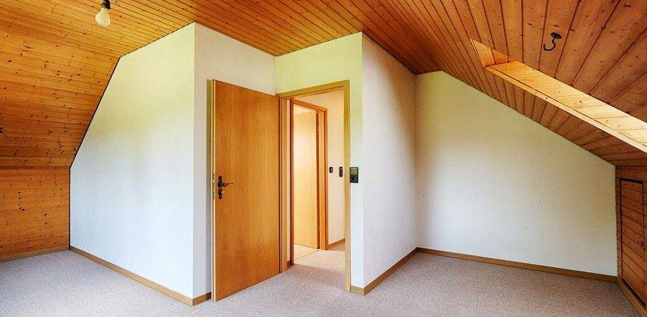 Mehrfamilienhaus, Wohnhaus Reutlingen Betzingen - 6 Zimmer, 182 m&sup2;, 598.000&euro; | Angebot:24756184