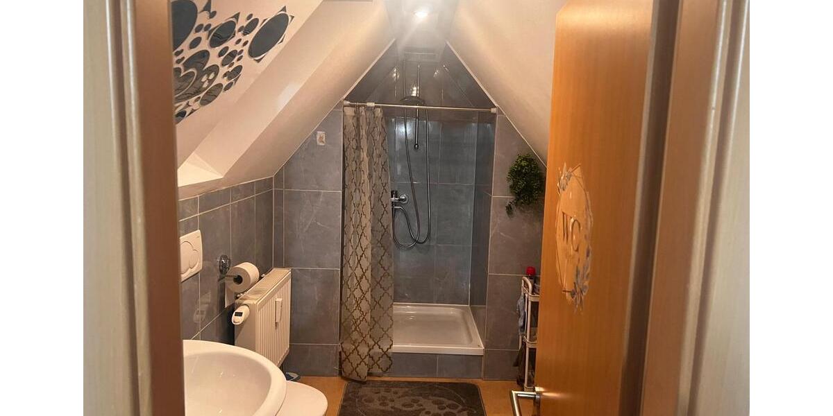 Dachgeschoßwohnung Nufringen - 2 Zimmer, 50 m&sup2;, 950&euro; | Angebot:26364913