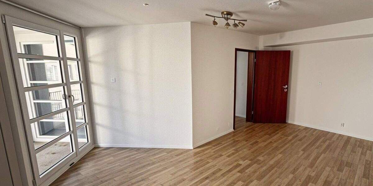 Etagenwohnung Reutlingen Innenstadt - 2 Zimmer, 66 m&sup2;, 289.000&euro; | Angebot:25751226