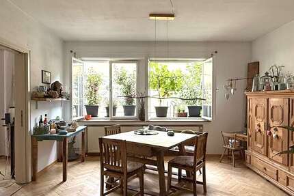 Wohnung zum Kaufen in Stuttgart 398.000 € 92 m² 3 zimmer