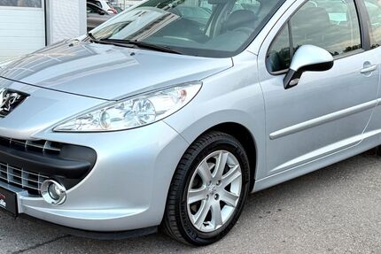 Peugeot 207 68.000 km 5.900 &euro; Calw 75365