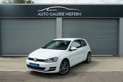 VW Golf 53.400 km 9.890 &euro; Niefern- Öschelbron 75223