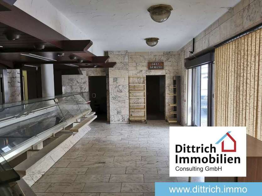 Einzelhandel in Pforzheim 400 € 108 m²