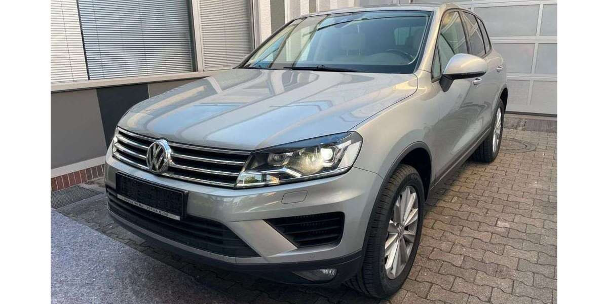 VW Touareg 64.980 km 23.995 &euro; Stuttgart 70597