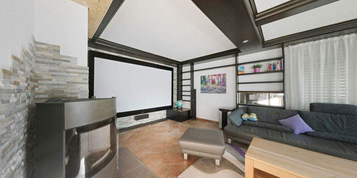 Etagenwohnung Remseck Neckarrems - 7 Zimmer, 226 m&sup2;, 799.000&euro; | Angebot:24847873