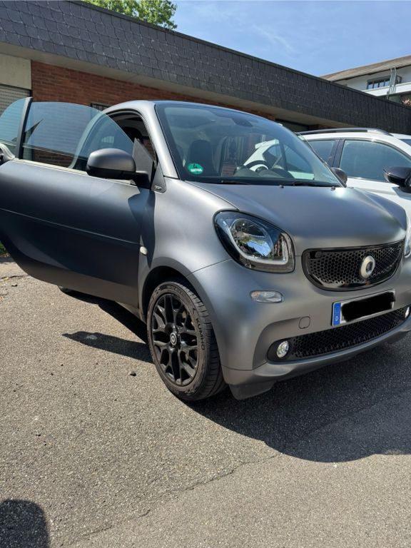 Smart ForTwo 71.300 km 13.800 € Sindelfingen 71063