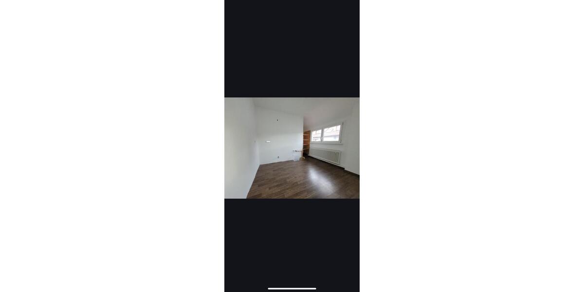 Etagenwohnung Niefern-Öschelbronn Öschelbronn - 5 Zimmer, 125 m&sup2;, 1.300&euro; | Angebot:24640677