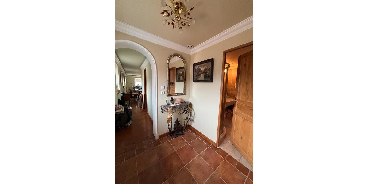 Etagenwohnung Stuttgart Bopser - 2 Zimmer, 75 m&sup2;, 1.350&euro; | Angebot:25615161