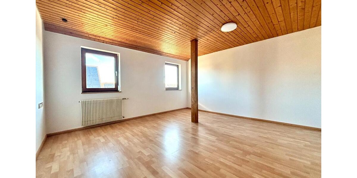 Maisonettenwohnung Altdorf - 5 Zimmer, 147 m&sup2;, 360.000&euro; | Angebot:26660046