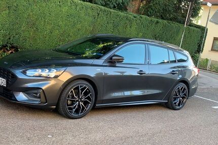 Ford Focus 83.000 km 14.500 &euro; Bietigheim-Bissingen 74321