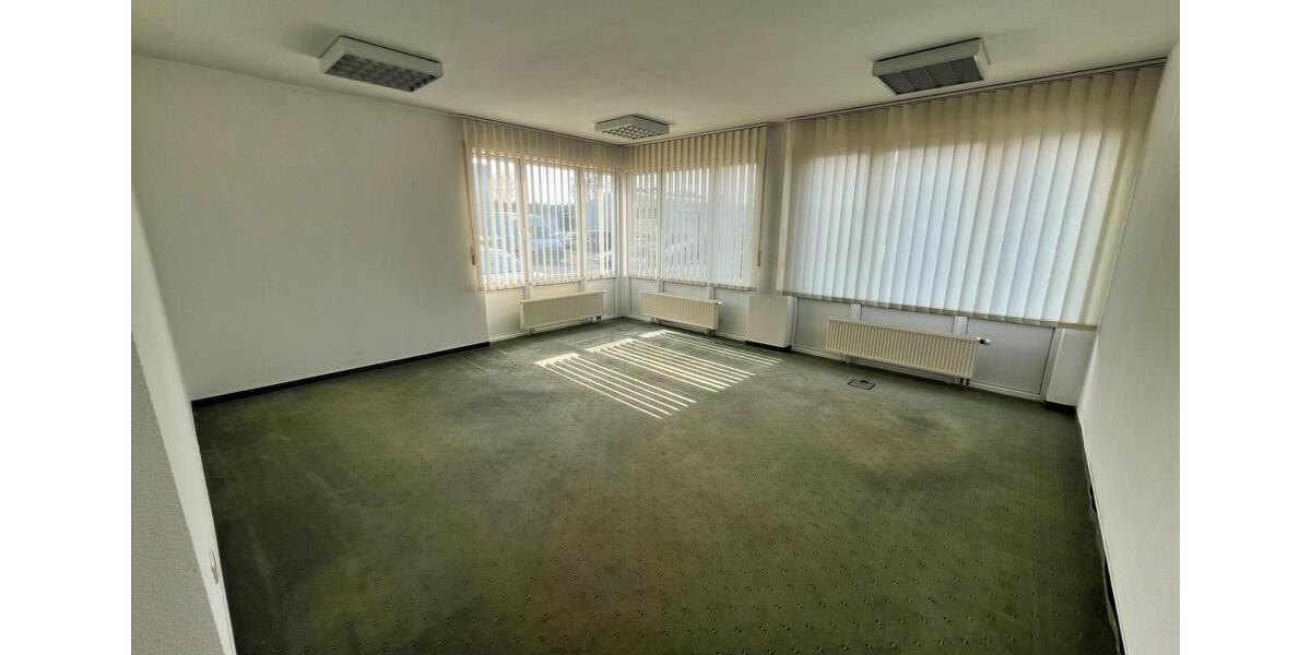 Gewerbeobjekt Altdorf - 2.500&euro; | Angebot:26149673