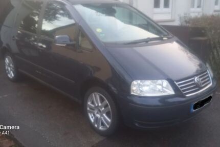 VW Sharan 212.000 km 4.950 &euro; Leinfelden 70771