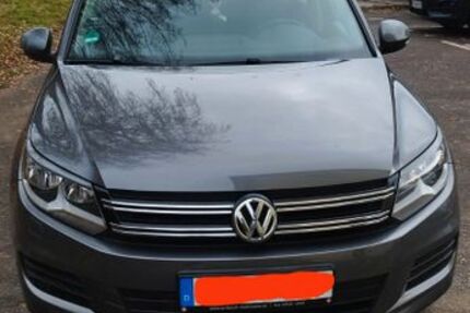 VW Tiguan 132.000 km 9.500 &euro; Mühlacker 75417