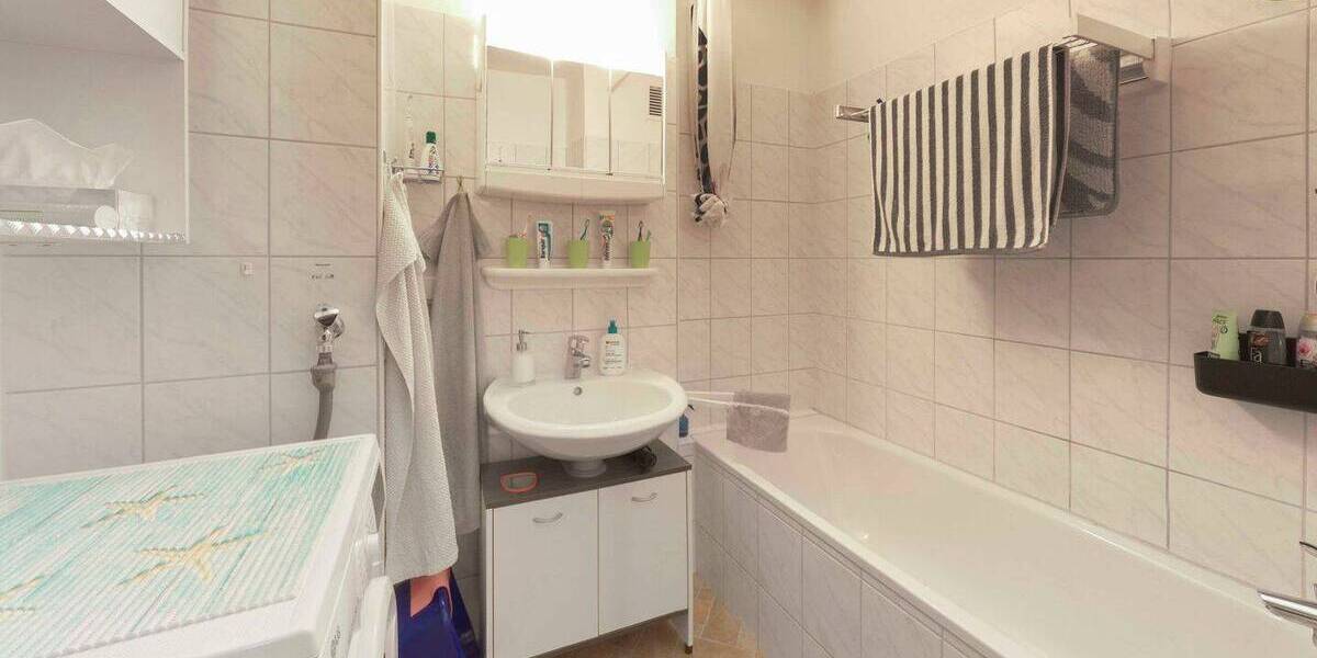 Etagenwohnung Korntal-Münchingen Korntal - 3 Zimmer, 70 m&sup2;, 219.000&euro; | Angebot:26596023