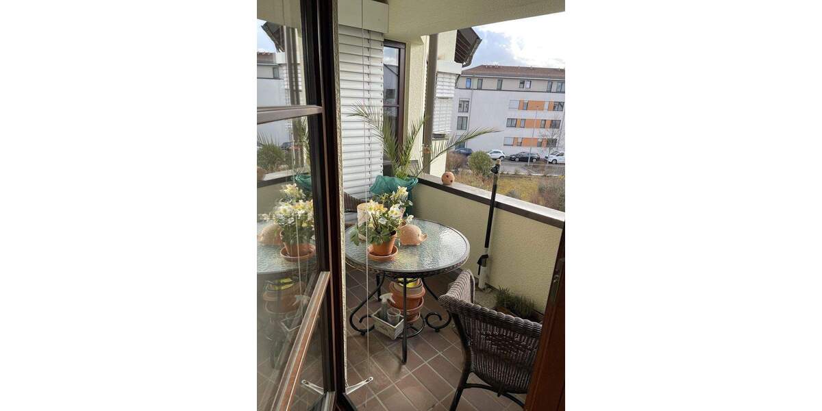 Etagenwohnung Ditzingen - 3 Zimmer, 79 m&sup2;, 295.000&euro; | Angebot:25095098