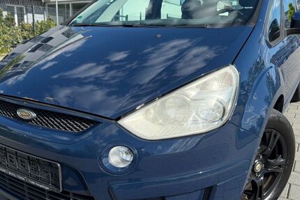 Ford S-Max 92.000 km 7.970 € Holzgerlingen 71088