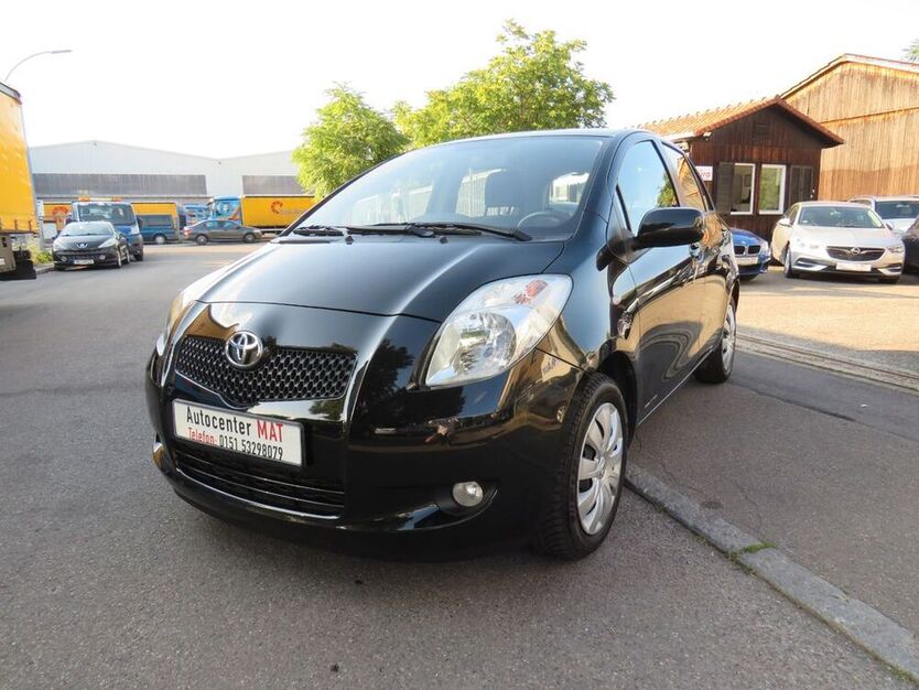 Yaris