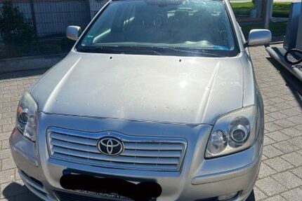 Toyota Avensis 165.000 km 3.000 &euro; Ditzingen 71254