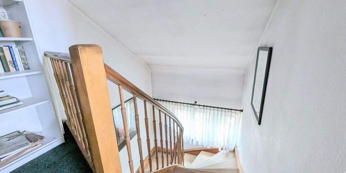 Einfamilienhaus Niefern-Öschelbronn Niefern - 7 Zimmer, 190 m&sup2;, 550.000&euro; | Angebot:25738400