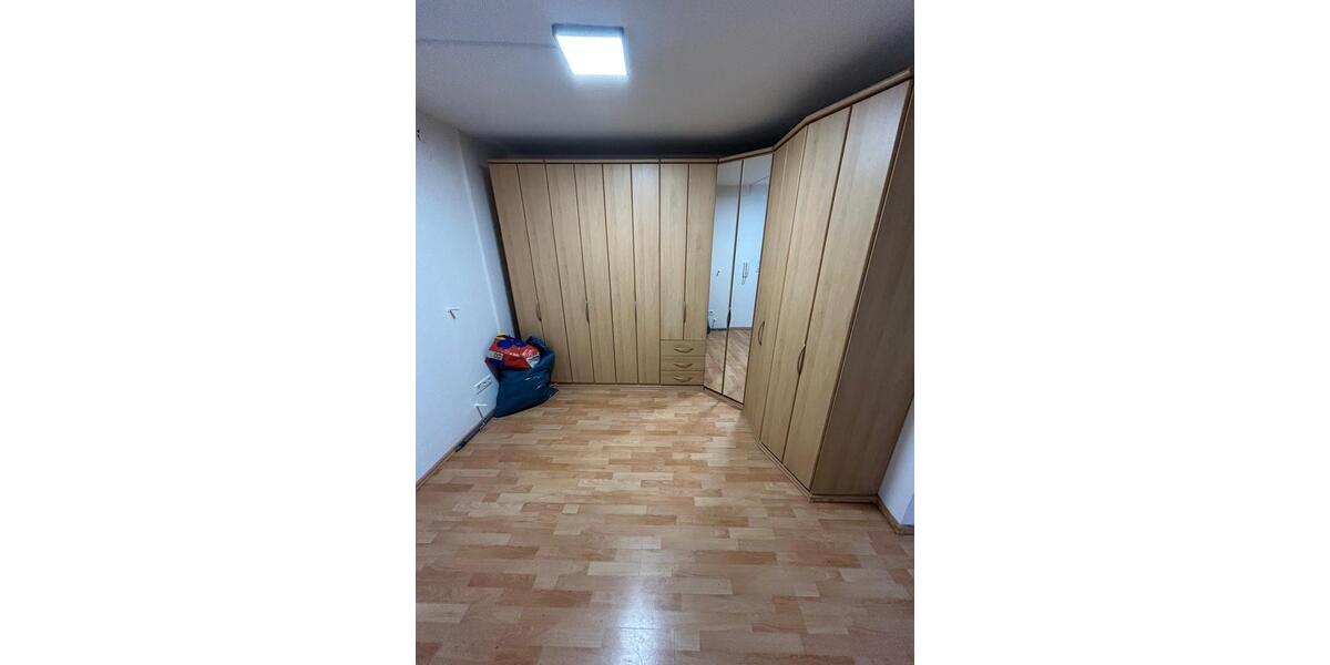Etagenwohnung Schwieberdingen - 1.5 Zimmer, 55 m&sup2;, 1.200&euro; | Angebot:25944178