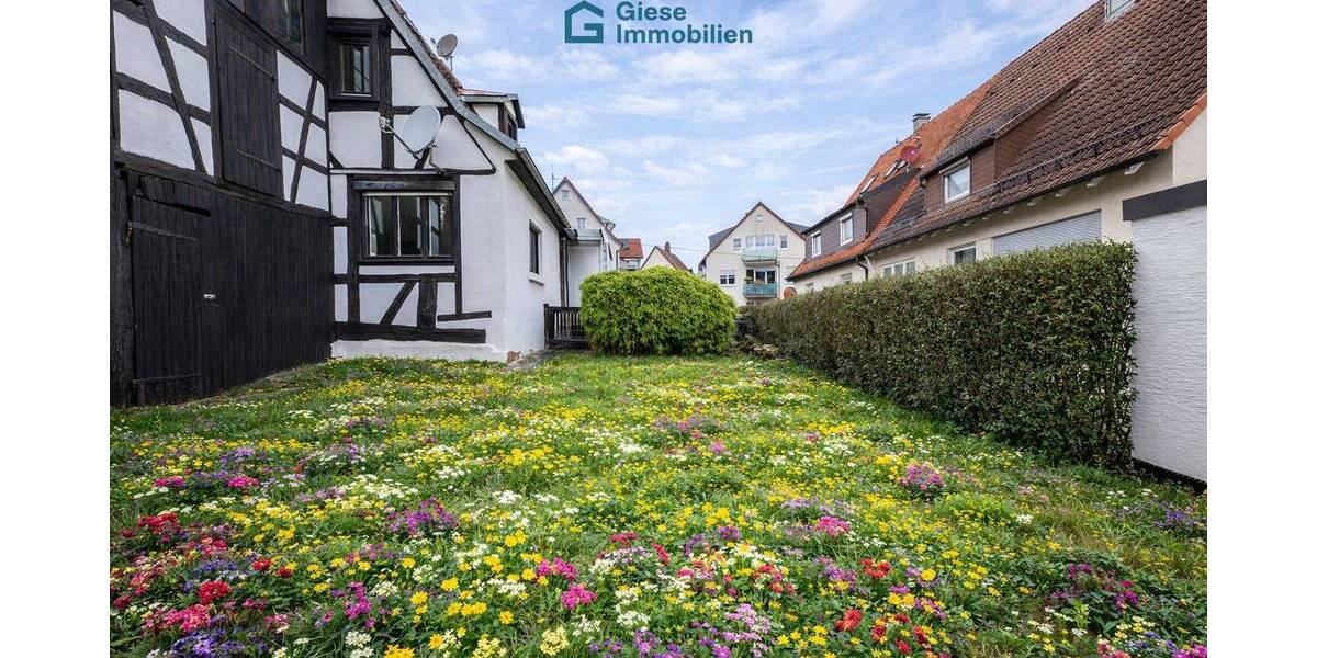 Doppelhaushälfte Stuttgart Degerloch - 4 Zimmer, 105 m&sup2;, 350.000&euro; | Angebot:26616854