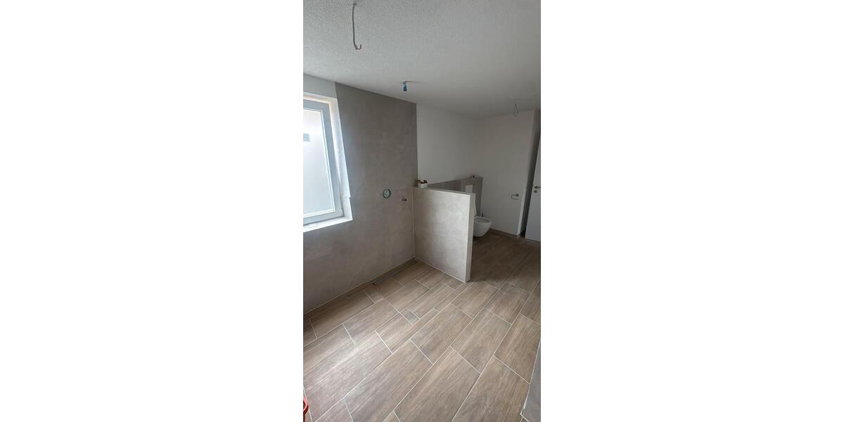 Maisonettenwohnung Mühlacker - 4.5 Zimmer, 100 m&sup2;, 1.250&euro; | Angebot:27625082