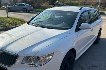 Skoda Superb 232.200 km 3.990 &euro; Stuttgart 70372