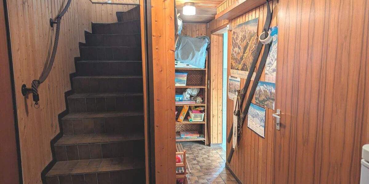 Doppelhaushälfte Böblingen - 4 Zimmer, 130 m&sup2;, 465.000&euro; | Angebot:24528832