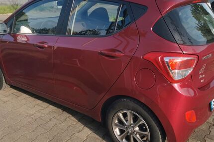 Hyundai i10 89.600 km 4.300 &euro; Metzingen 72555