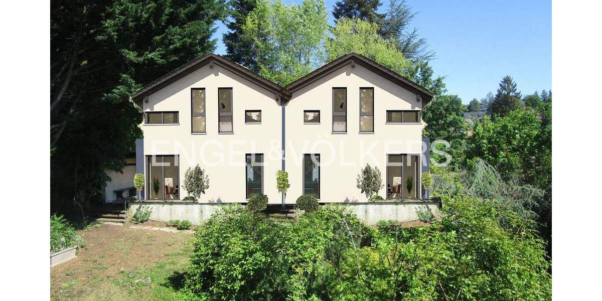 Exklusives Grundstück mit schöner Aussicht in bester Halbhöhenlage . Garage und großer Garten zimmer