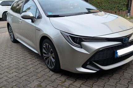 Toyota Corolla 55.000 km 22.999 &euro; Leonberg 71229